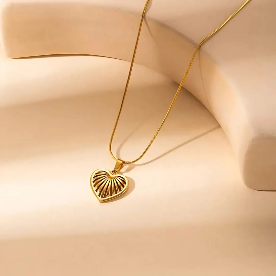 Classic Heart and Earrings Set - 18k Anti Tarnish Jewellery