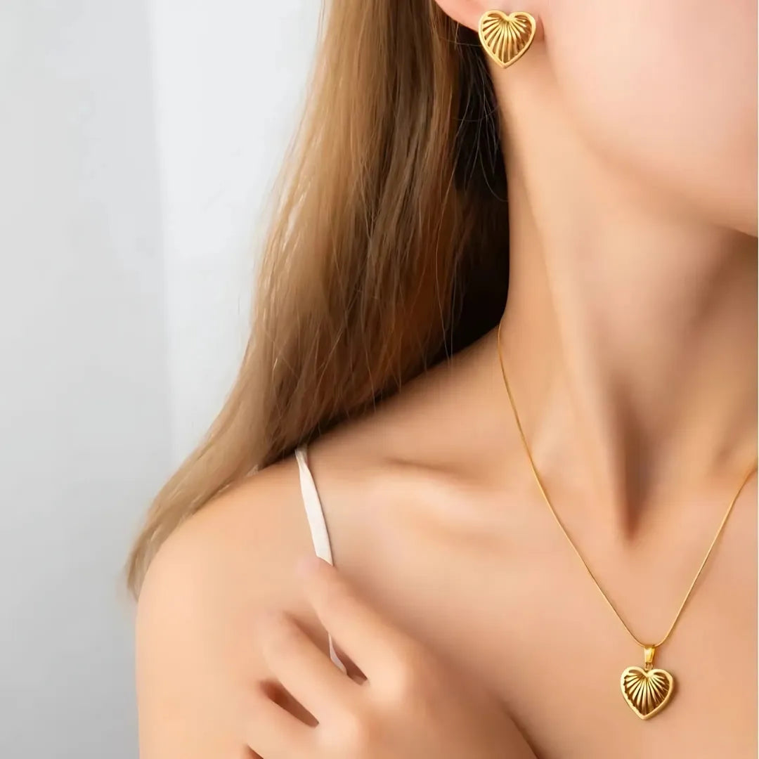 Classic Heart and Earrings Set - 18k Anti Tarnish Jewellery