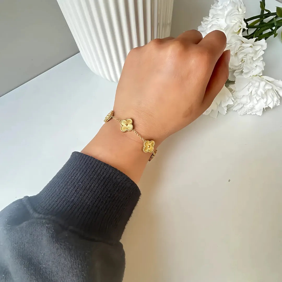 Clover Bracelet for Women - 18K Gold Plated & Anti Tarnish