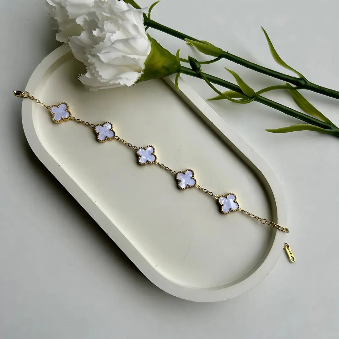 Clover Bracelet for Women - 18K Gold Plated & Anti Tarnish