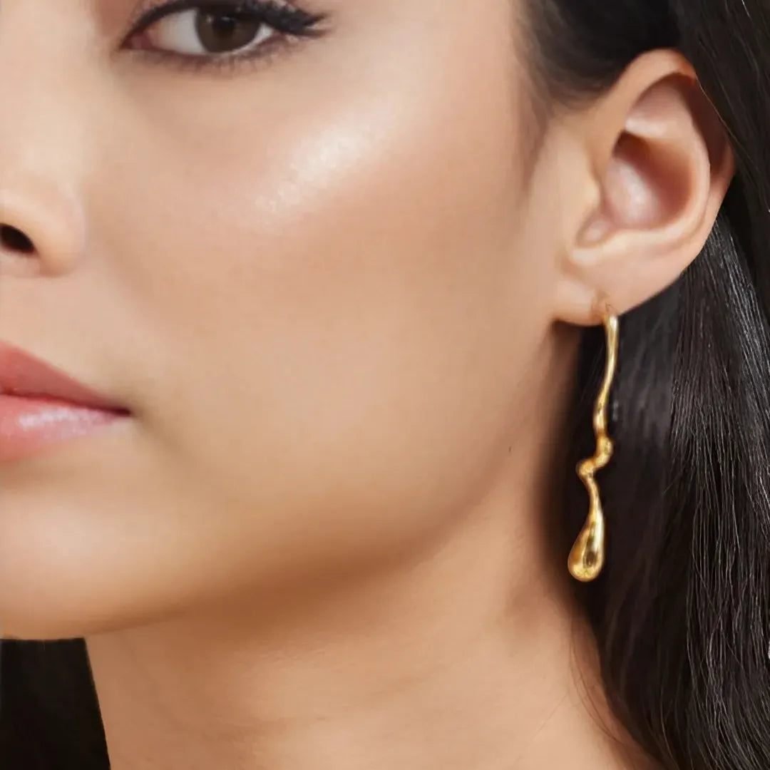Curved Wave Gold Earrings