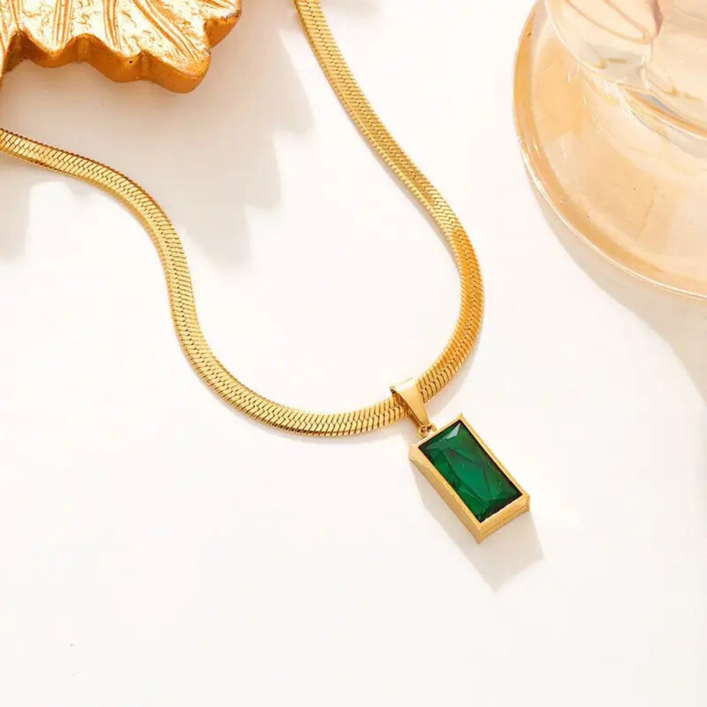 Snake Chain Necklace with Green stone Emerald