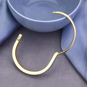 Anti Tarnish Gold Toned Oval Lock Bracelet