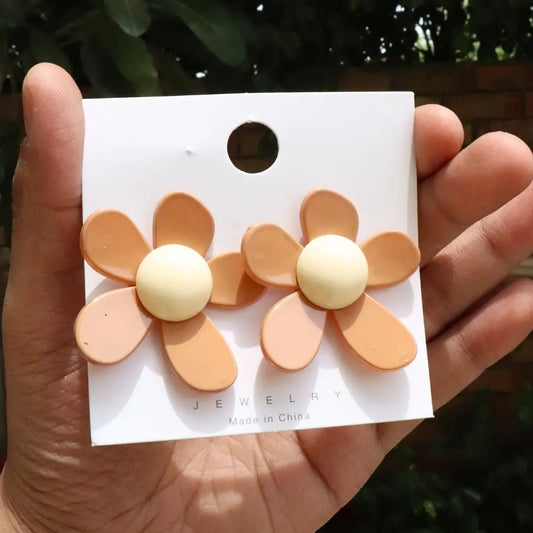 Beige Flower Earrings