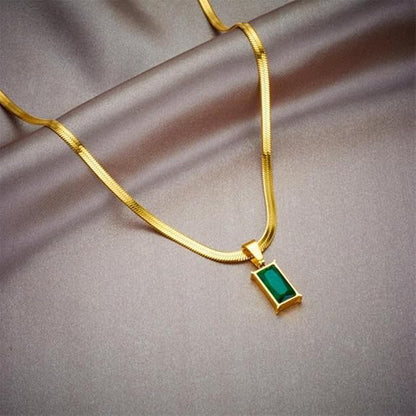 Snake Chain Necklace with Green stone Emerald