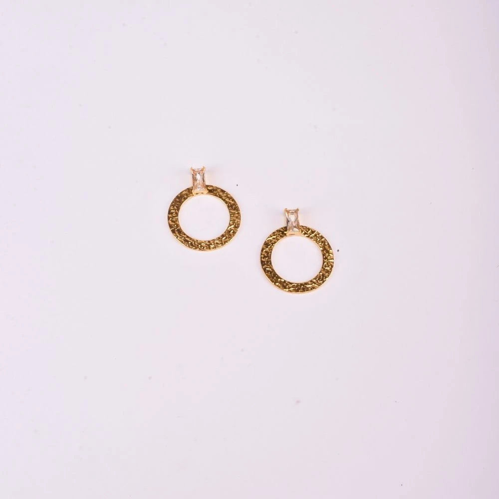 Halo Circle Crystal Stud Earrings - 18K Gold Plated