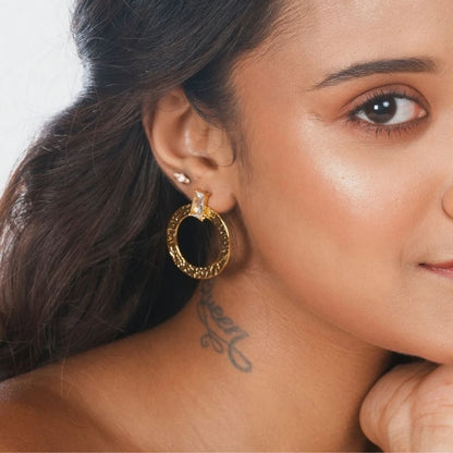 Halo Circle Crystal Stud Earrings - 18K Gold Plated