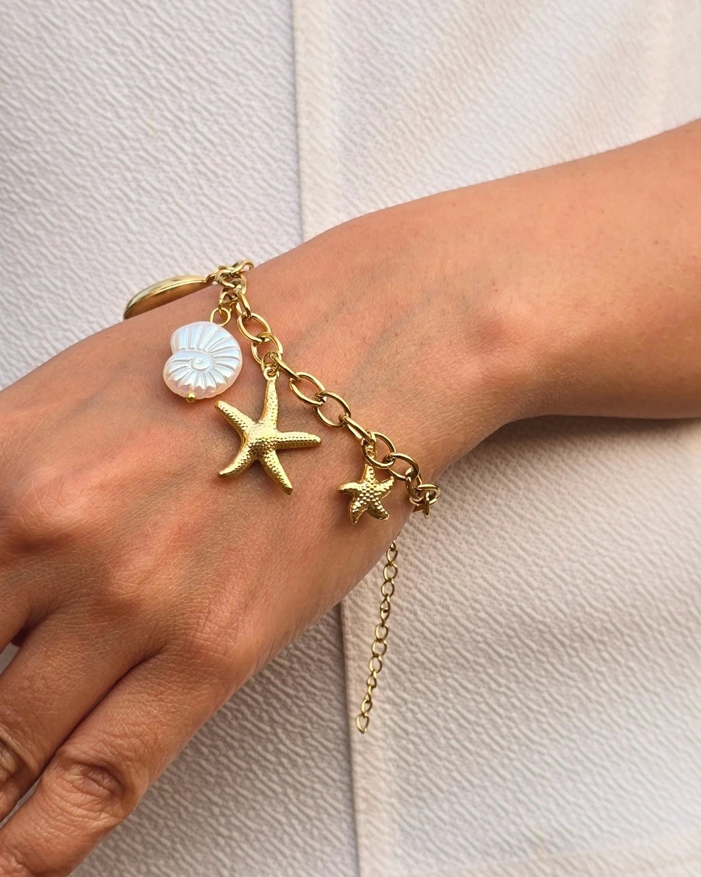Island Mood Charm Bracelet - 18k Gold Plated