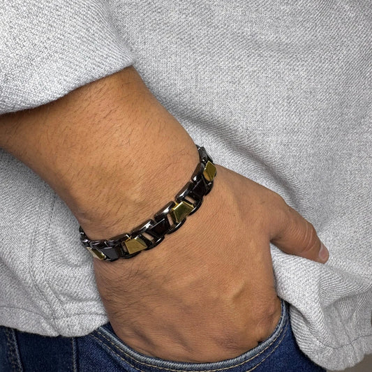 Legacy Link Bracelet for Men - Anti-Tarnish Black & Gold Stainless Steel Bracelet
