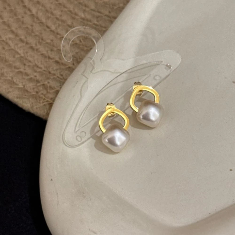 Modern Pearl Drop Earrings - 18K Gold Plated