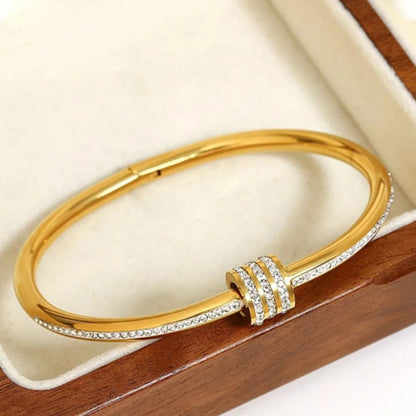 Royale Crystal Bangle – 18K Gold Plated