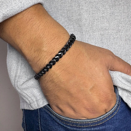 Shadow Weave Bracelet for Men - Anti-Tarnish Black Stainless Steel Bracelet