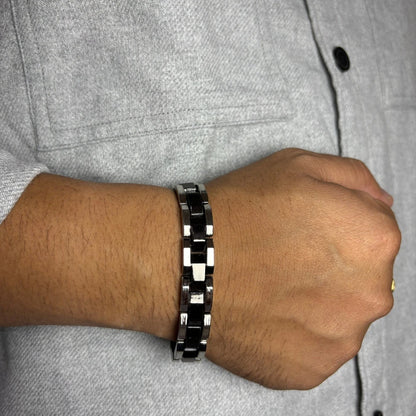 Titan Link Bracelet for Men - Anti-Tarnish Black Stainless Steel Bracelet
