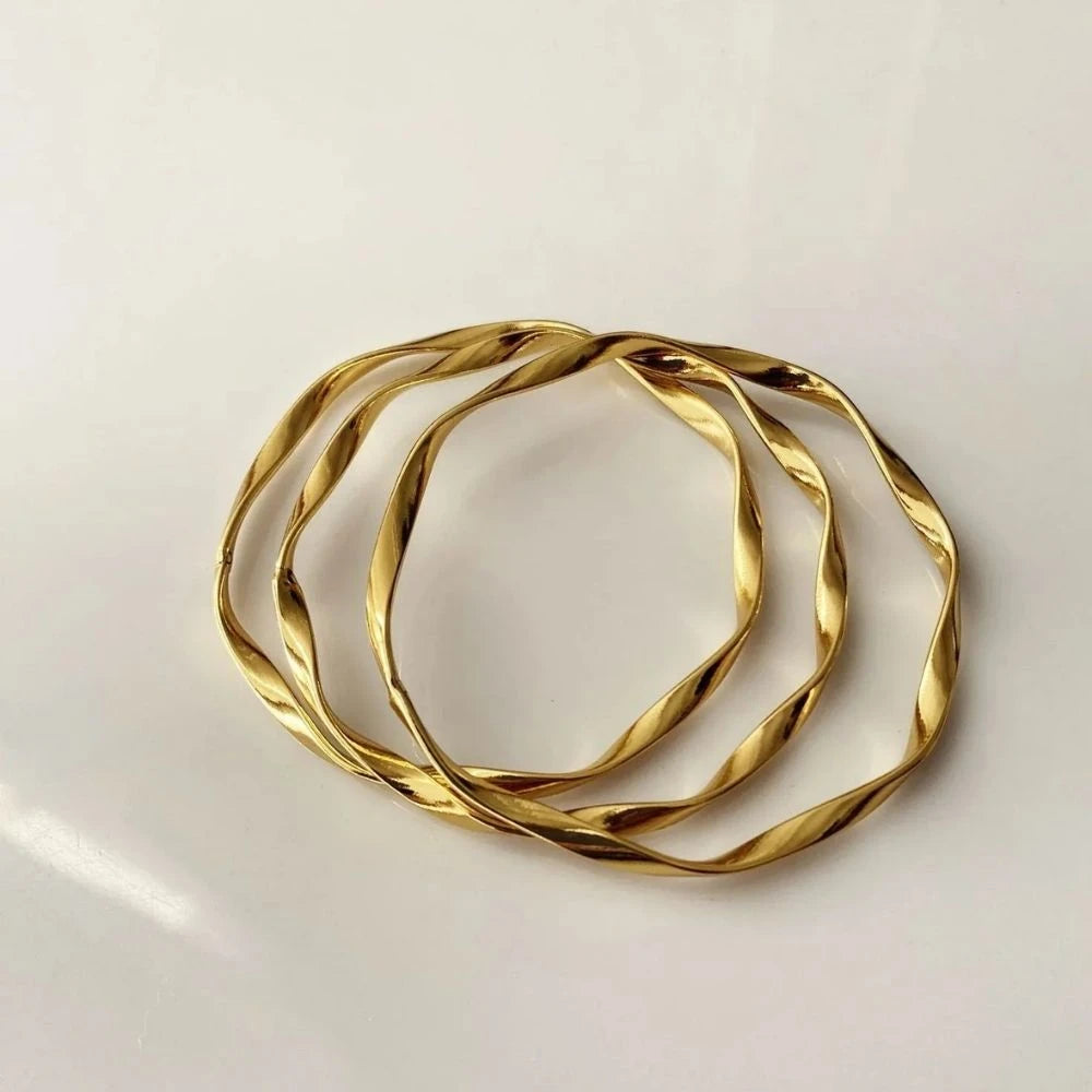 Twisted Harmony Bangle - 18K Gold Plated