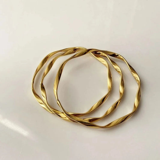 Twisted Harmony Bangle - 18K Gold Plated