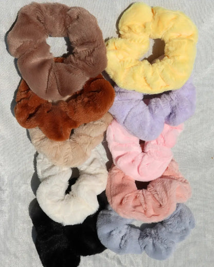 Light Brown Fur Scrunchie (1 pc)